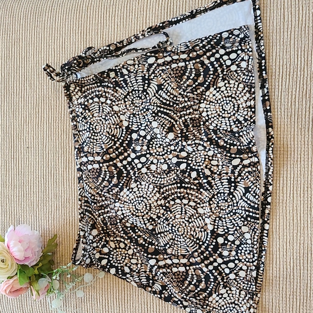 Batik print short swim sarong